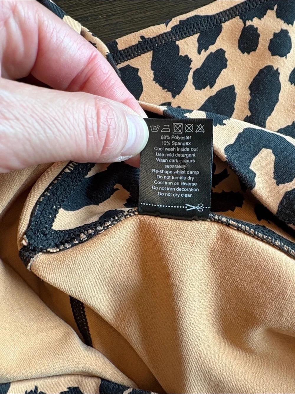 Leopard Print High-Waist Leggings in - Picture 6 of 6